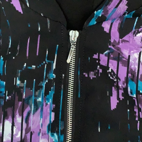 Jacket- zip up - Picture 6 of 6